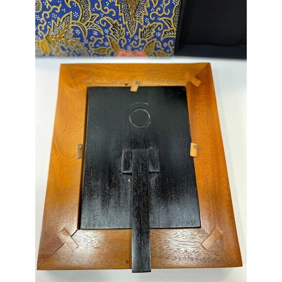 Stunning Hand Carved Wood Picture Frame 8 x 10 (5 x 7 Image) With Cloth Box NEW - Picture 4 of 6